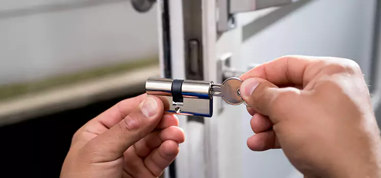 Emergency Locksmith for House Old Bridge