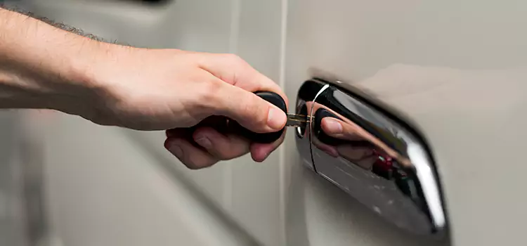 Car Unlock Service Price Old Bridge