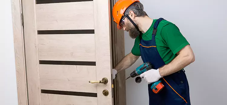 Replace Internal Door Handle with Lock Old Bridge