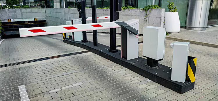 Custom Gate Design & Integration Old Bridge